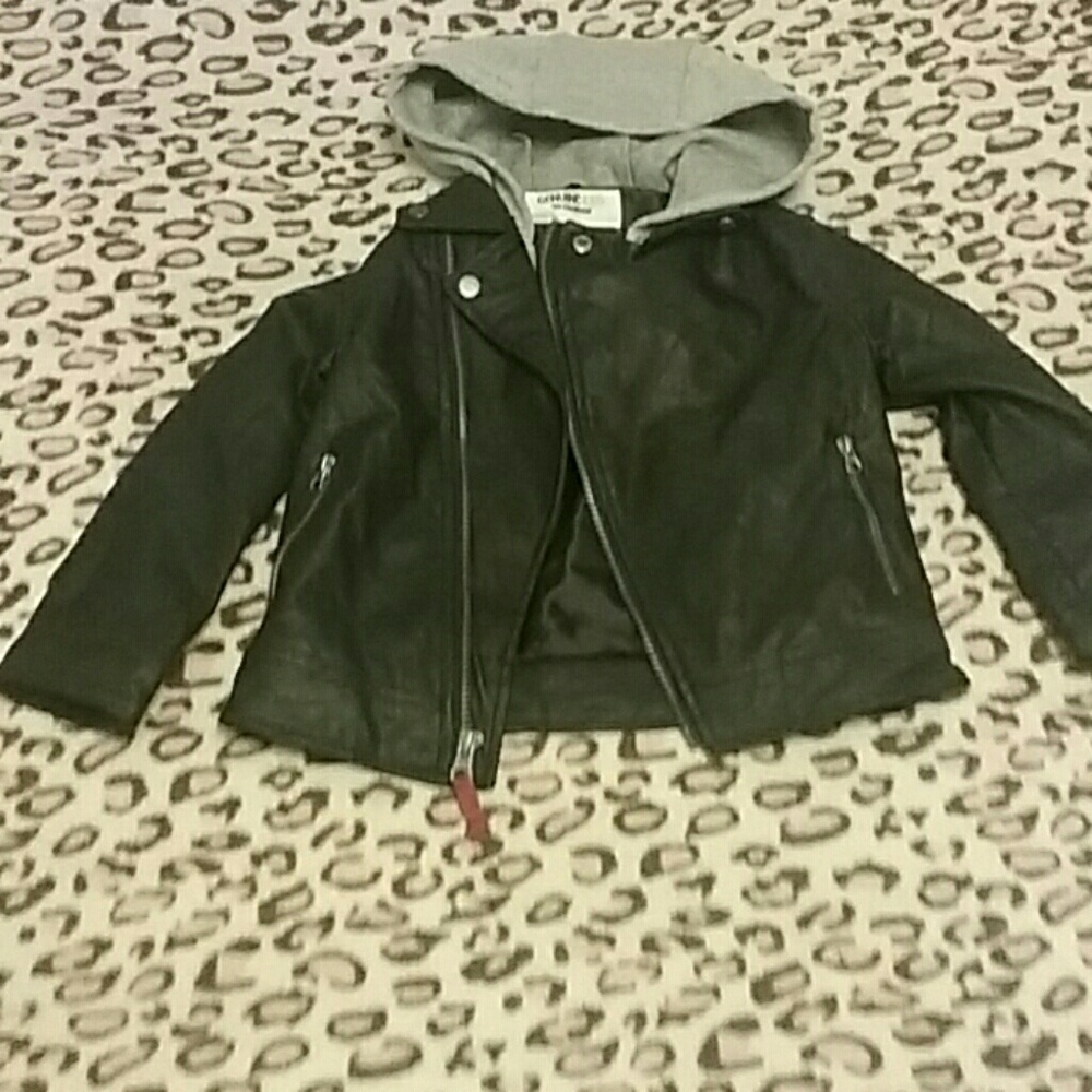 Oshkosh black leather jacket 3T